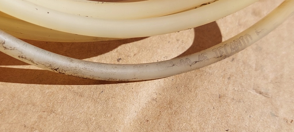 фото №4, Mercedes w220 шланг airmatic левый перед