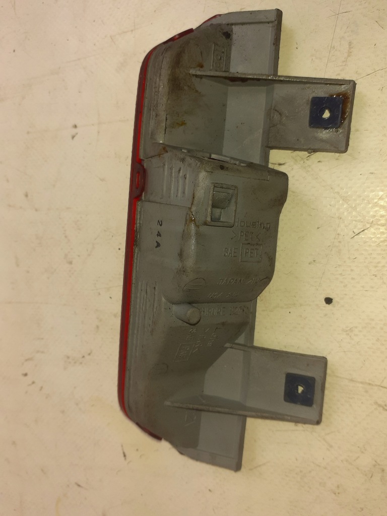 фото №3, Третий свет стоп-сигнал toyota rav4 ii