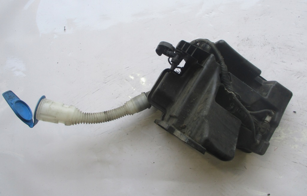 фото №1, Бак бачок помпа омывателя skoda fabia ii scout