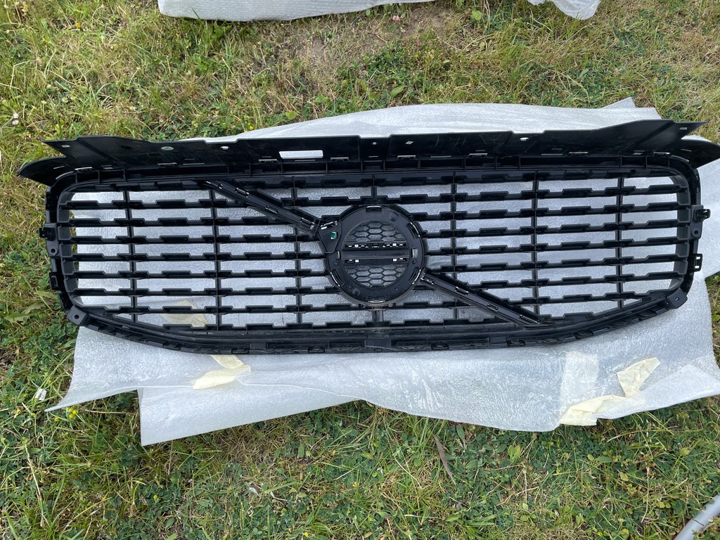 фото №3, Volvo xc60 ii r решётка радиатора решётка радиатора