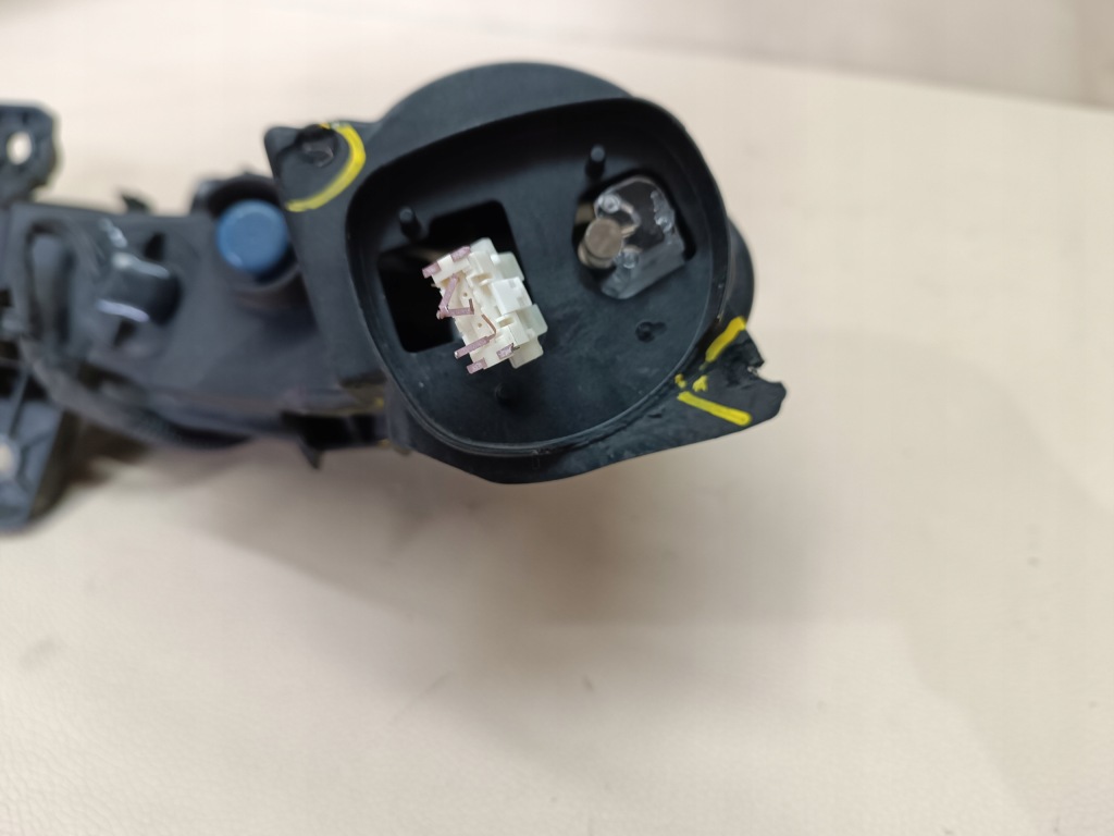 Купить Peugeot 208 2 2019+ led drl правый оригинал 90128981