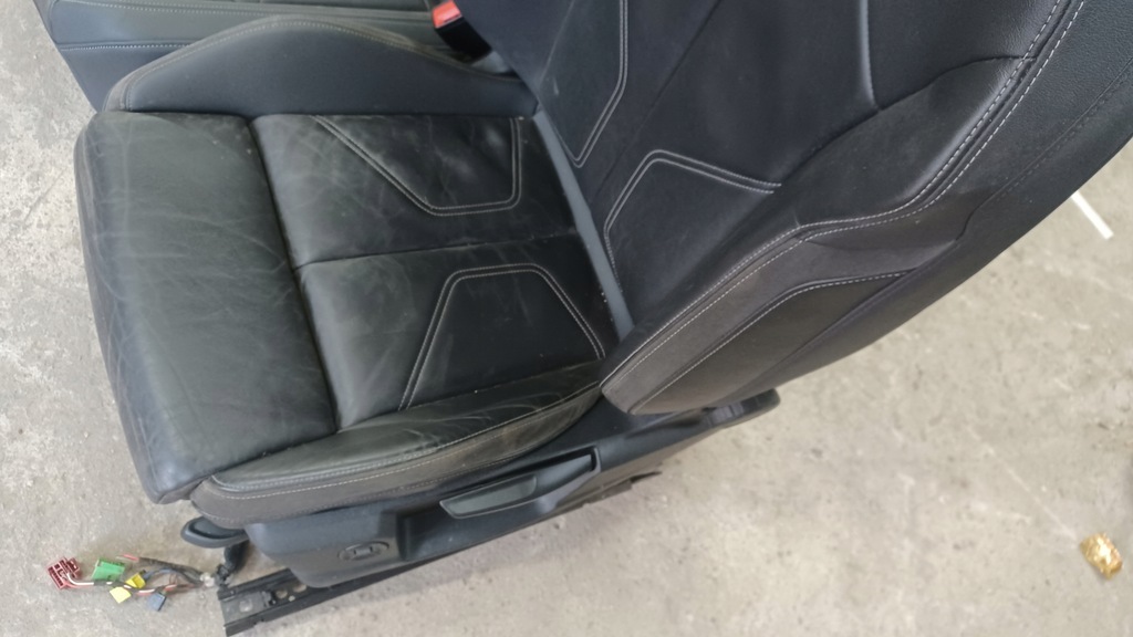 фото №8, Audi q3 83a шкіра сидіння обшивки s-line