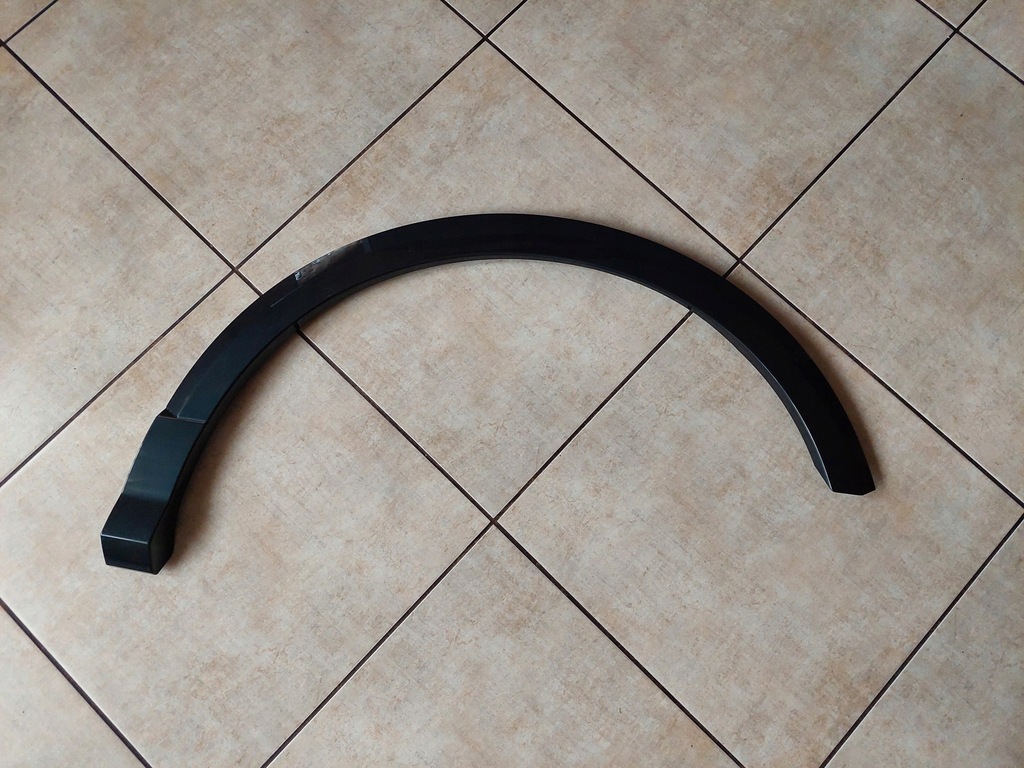 фото №1, Молдинг крыла - левый задняя - audi q2 - 81a