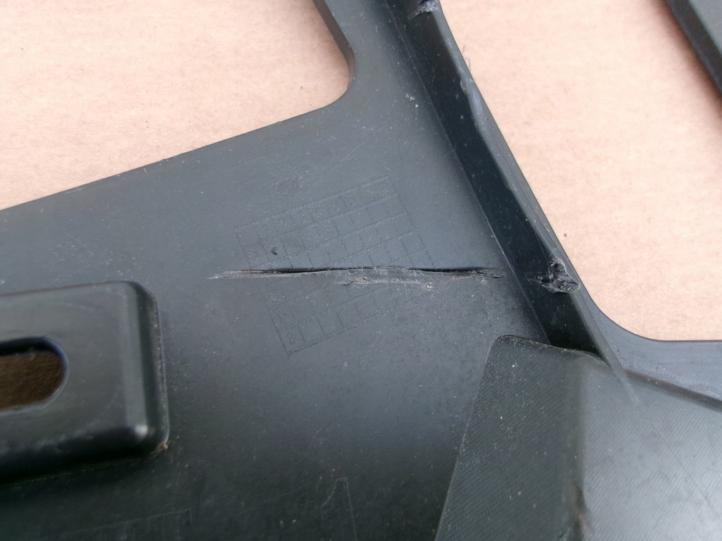 фото №3, Направляющая левый бампера перед renault grand scenic iv 16-20