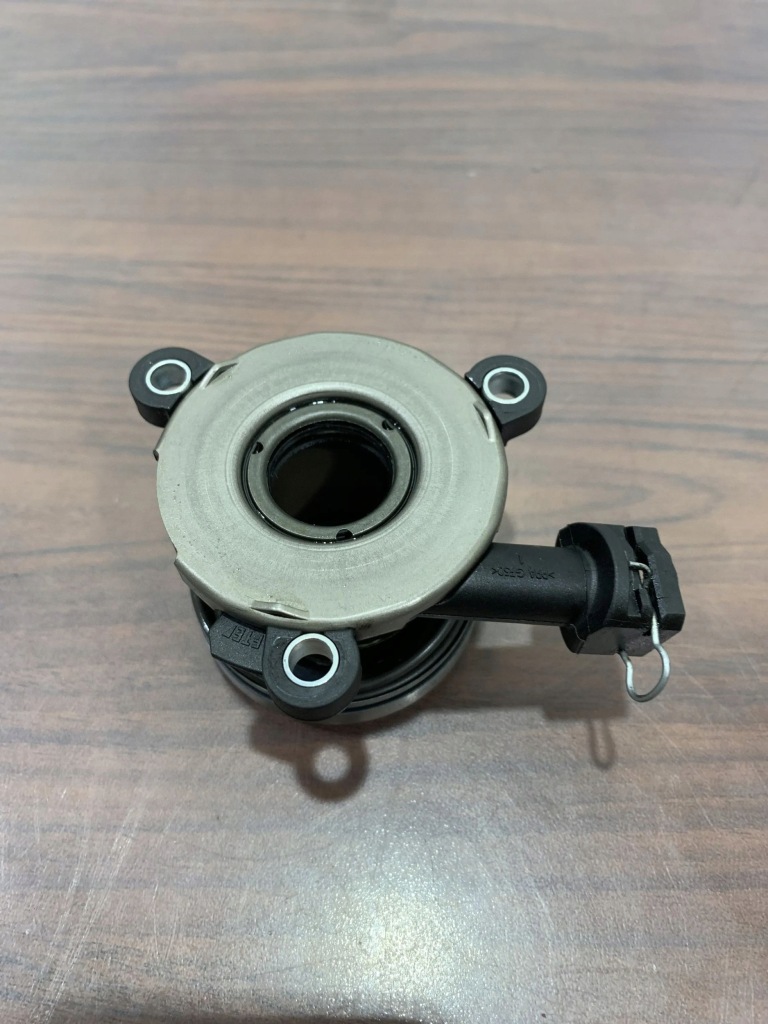 2014 opel mokka підшипник випускне 043g25192481 Недорого