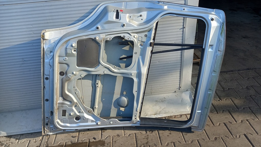 фото №14, Дверь левая задняя mazda 5 06r 06r