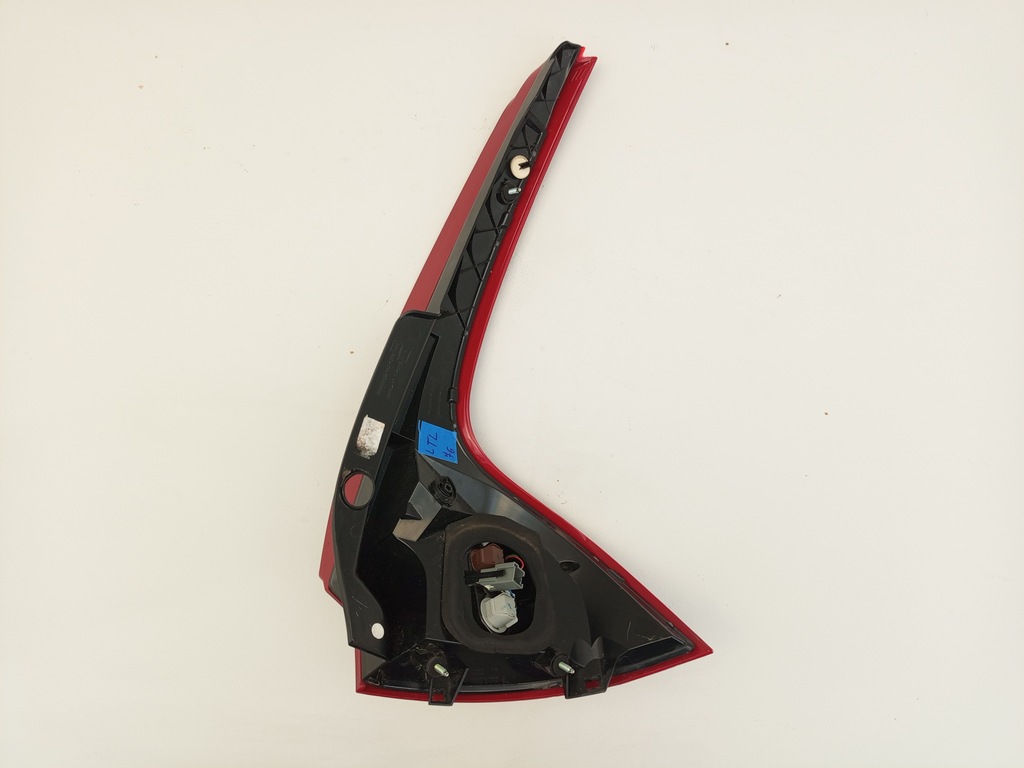 фото №13, Volvo xc60 1 i 2008- лампа задняя левая левый задняя 31323034