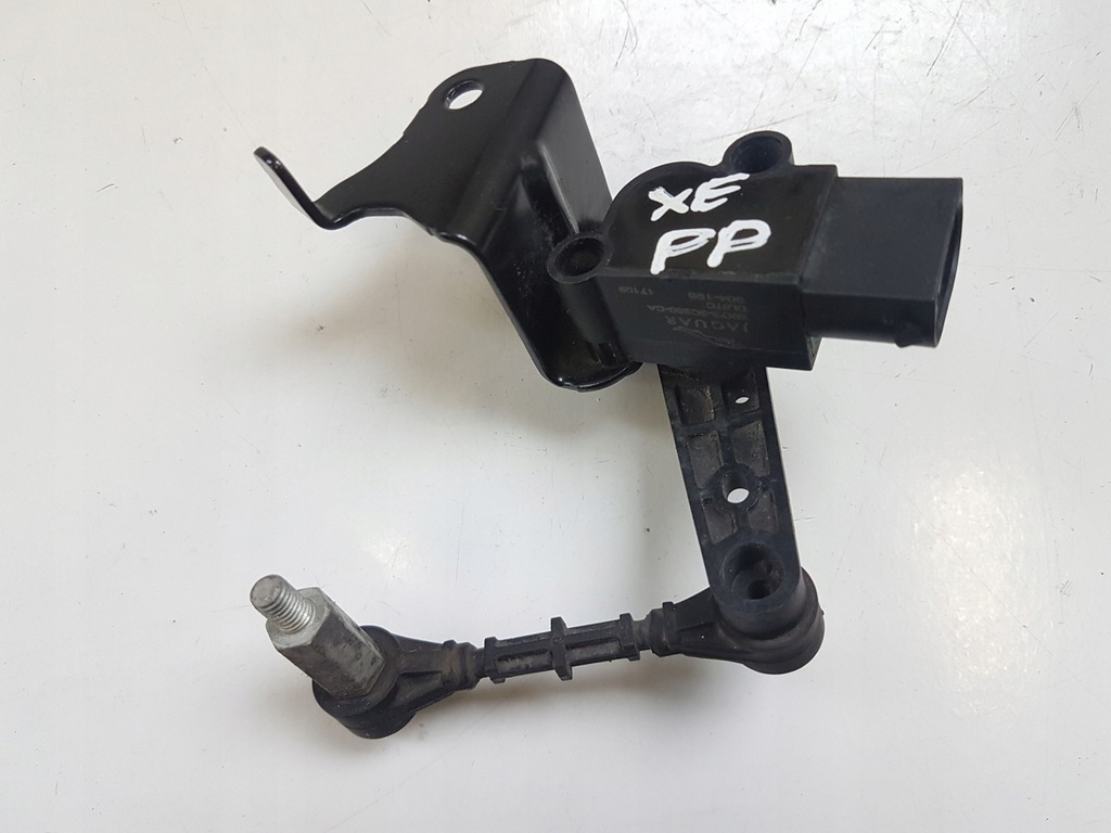 фото №4, Датчик вирівнювання ксенон перед jaguar xe xf x260