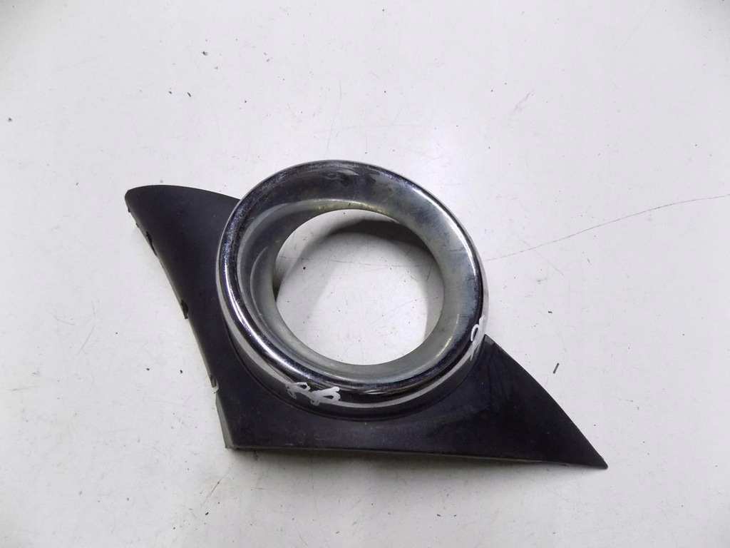 фото №1, Peugeot 207 cc решётка рамка противотуманной фары правая