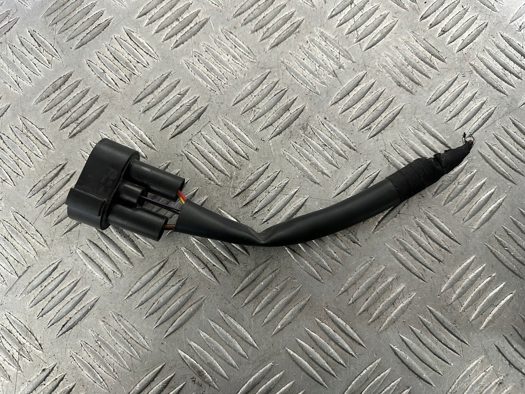 фото №4, Skoda fabia iii штекер колодка вентилятора 1k0906234b