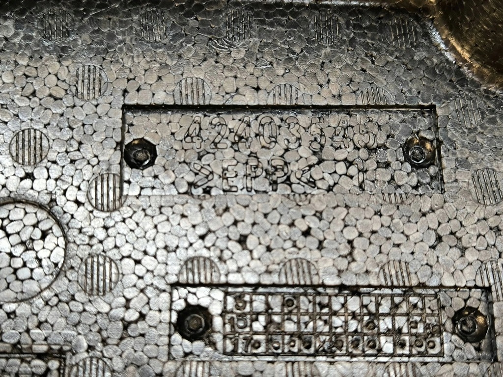 фото №6, Chevrolet bolt 2018 вкладиш колеса запасного