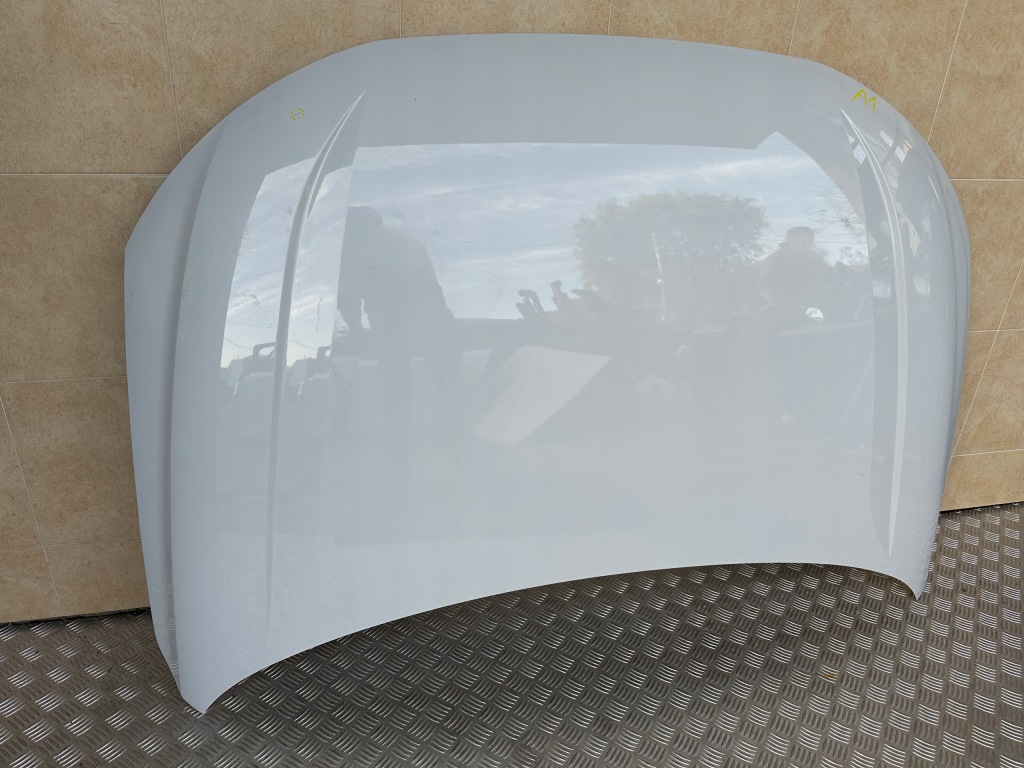 Капот комплектна audi a1 82a s-line 2019 рік Ціна