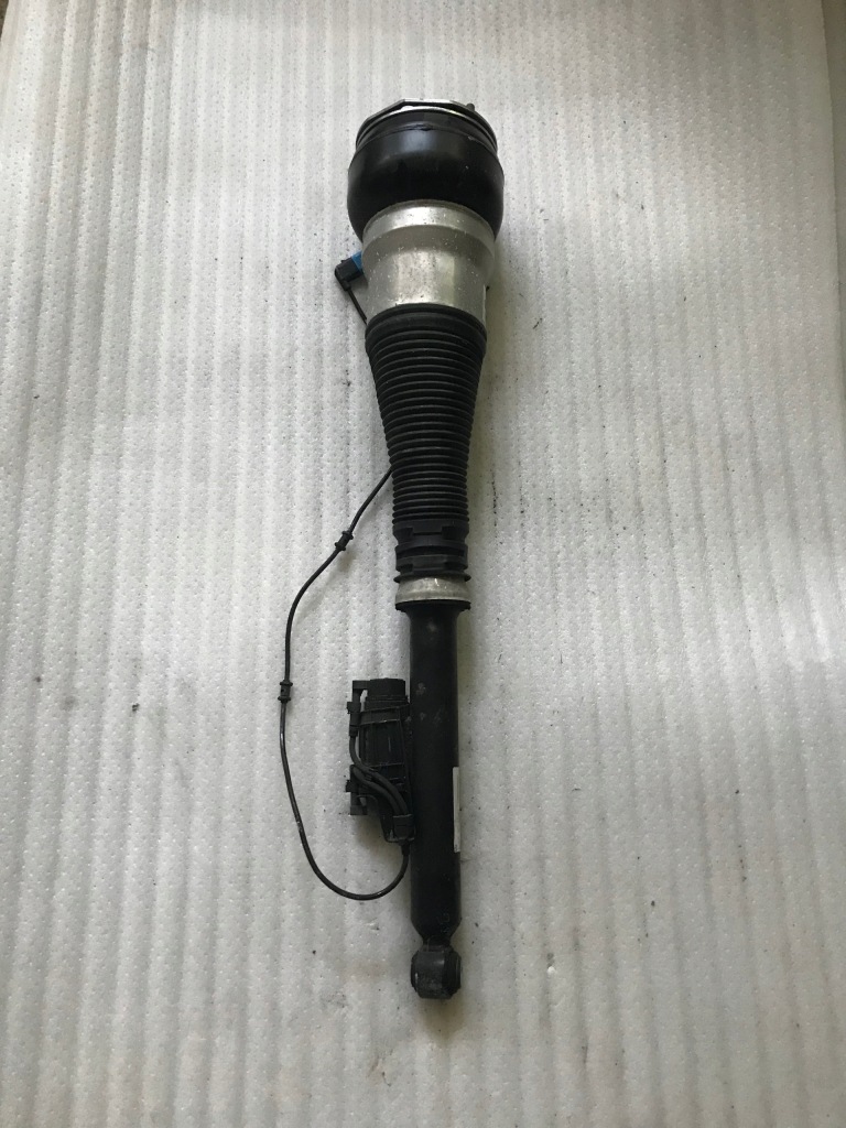 фото №1, Mercedes w222 lift амортизатор правий задня