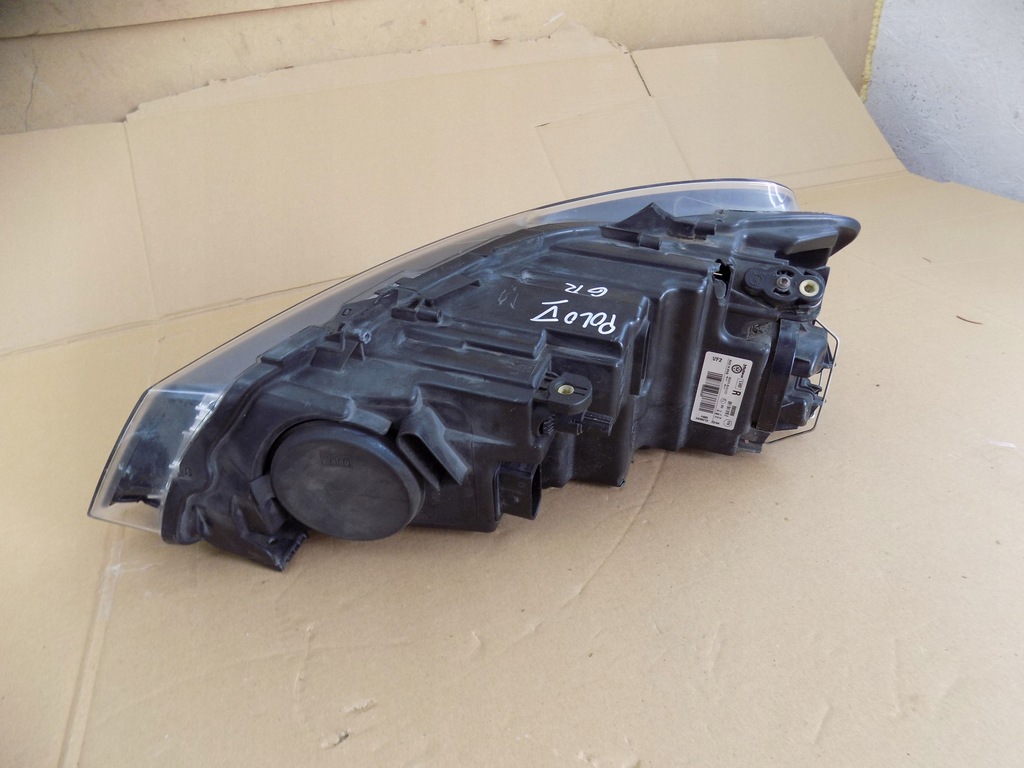 фото №8, Vw polo v лампа правый перед правая передняя 6r1941016e оригинал