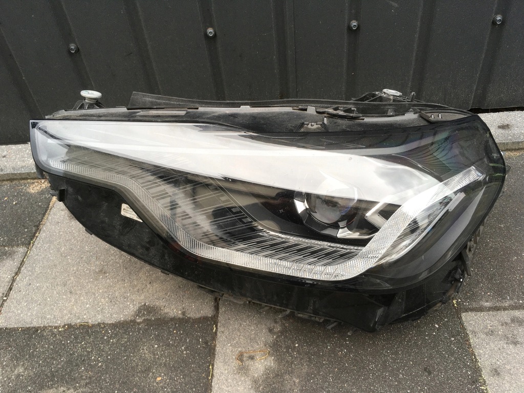 фото №1, Комплектна лампа led лівий перед bmw 2 g42 8083635