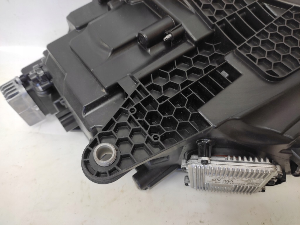 Купити Skoda superb 3 рестайлінг  3v1 фара правий перед full led 2019-