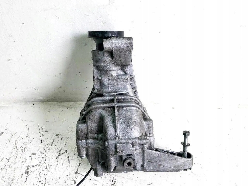 Редуктор передний mercedes-benz m w163 4460310010 34307089 2.7l 2000 Оригинал