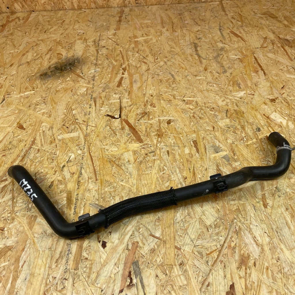 Купити Патрубок труба шланг води toyota yaris iv p21 g922c-k0020-a 2020-
