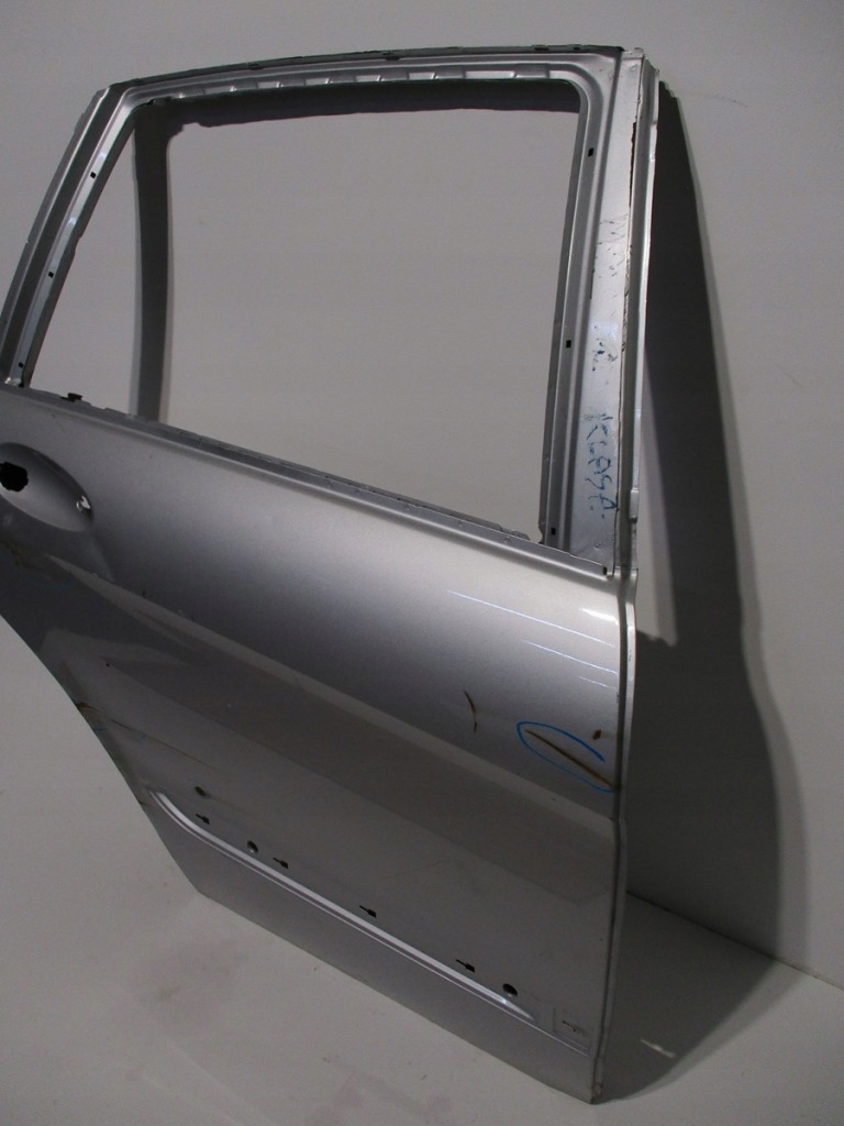 Дверь правое задние mercedes r klasa a251 в Украине