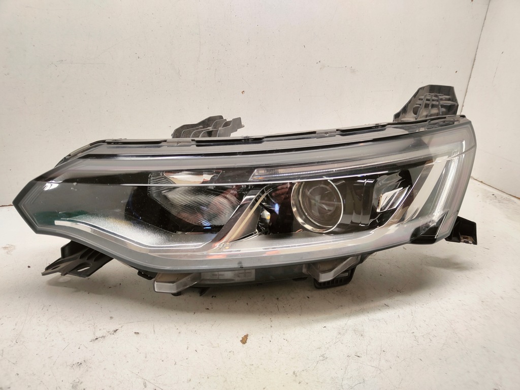 фото №1, Renault talisman линза zw лампа левый перед 260604601r