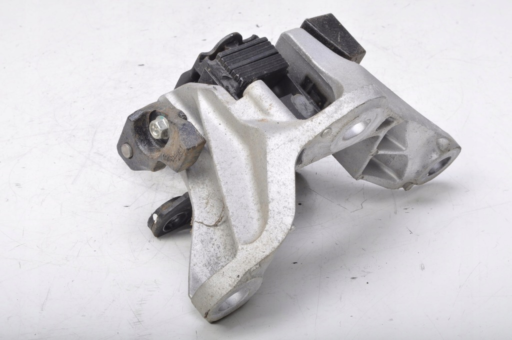 фото №5, Mazda cx-3 2.0 lift кронштейн подушка двигуна 19r