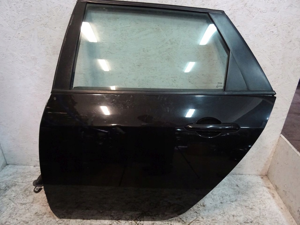 фото №1, Nissan primera p12 kombi дверь задняя левая z11g