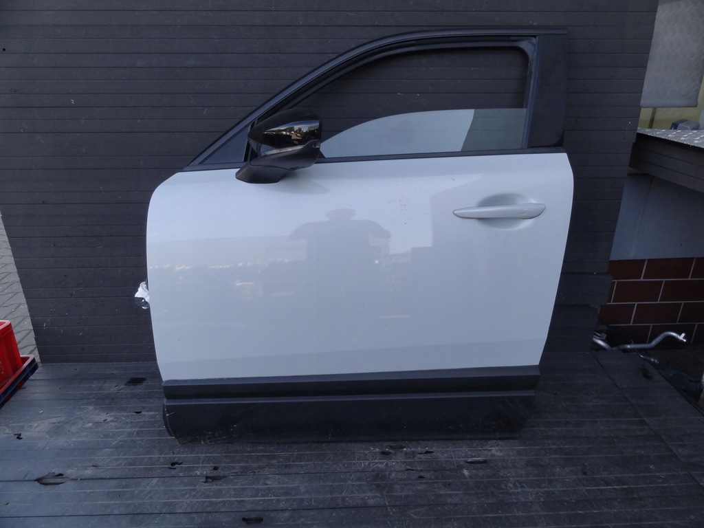 фото №1, Mazda mx-30 2020 дверь передние левая полный оригинал