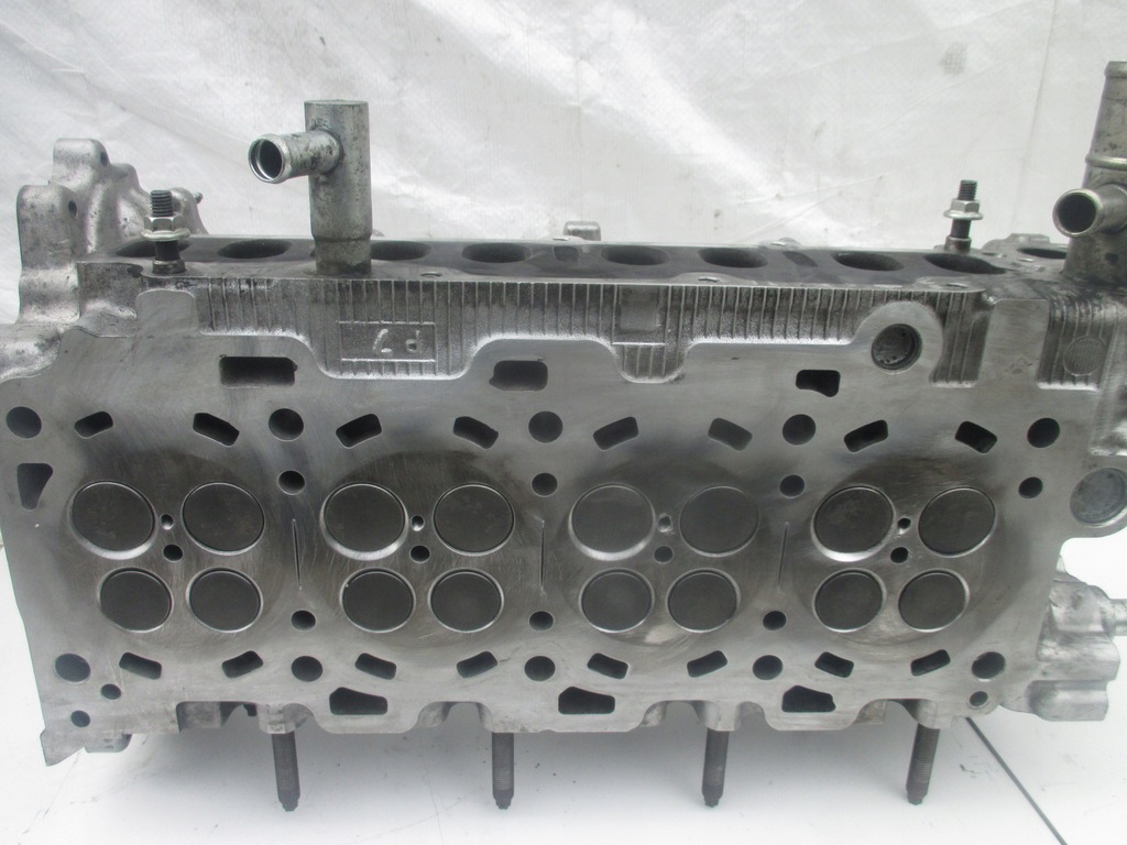 фото №8, Головка toyota avensis t27 lift verso rav4 auris 2.2 d4d d-cat