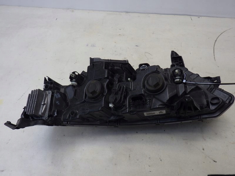 фото №9, Лампа правая передняя перед led pure vision europa koleos ii