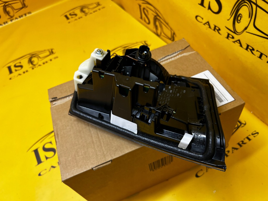Лампа задняя задняя внутренняя правая m-performance bmw 3 f30 f31 lift nowa oem с Разборки