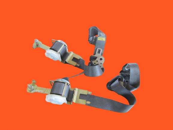 фото №1, Chevrolet avalanche 2003 pas безопасности задняя