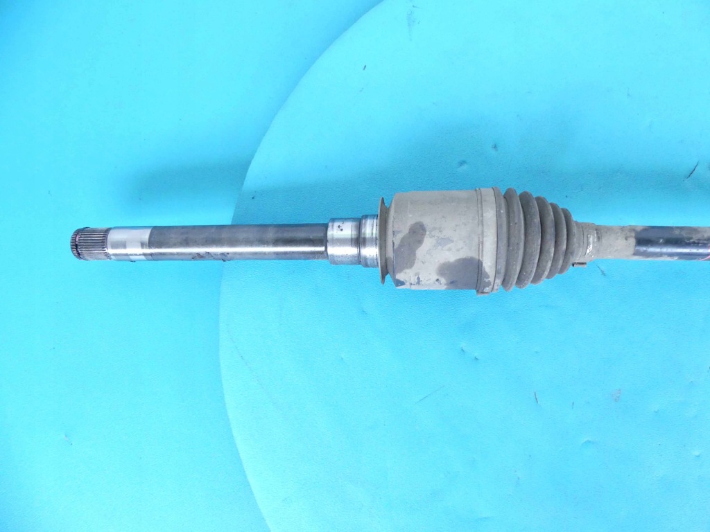 фото №3, Привідний вал права перед mercedes w251 3.5 v6 awd 4x4