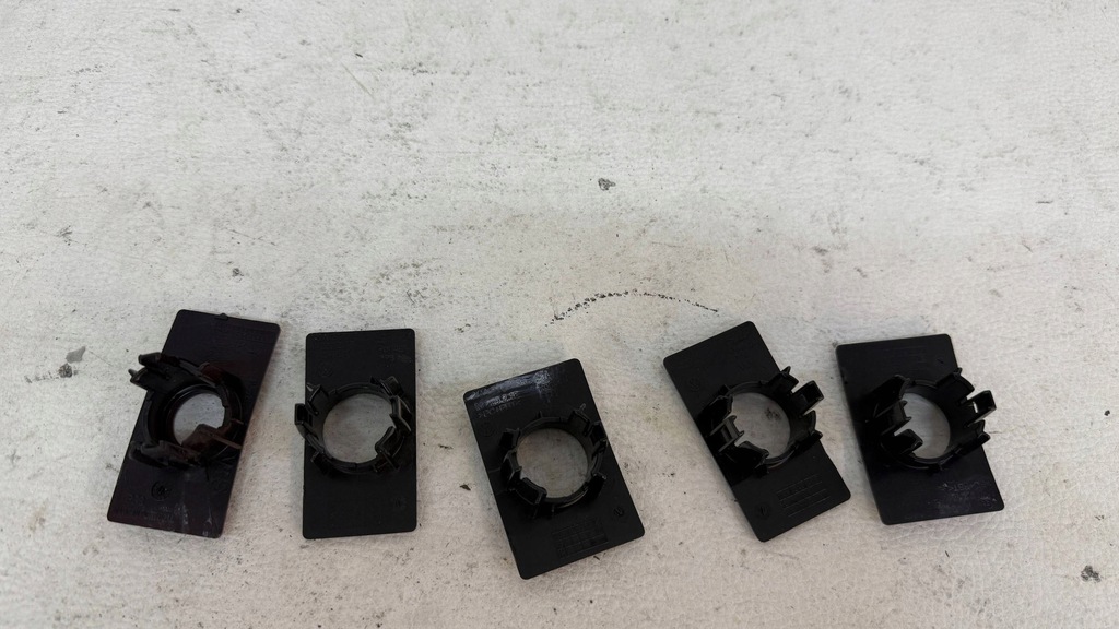 фото №1, Vw t-roc 17- корзина кронштейн датчика pdc правый наружный перед 2ga919400