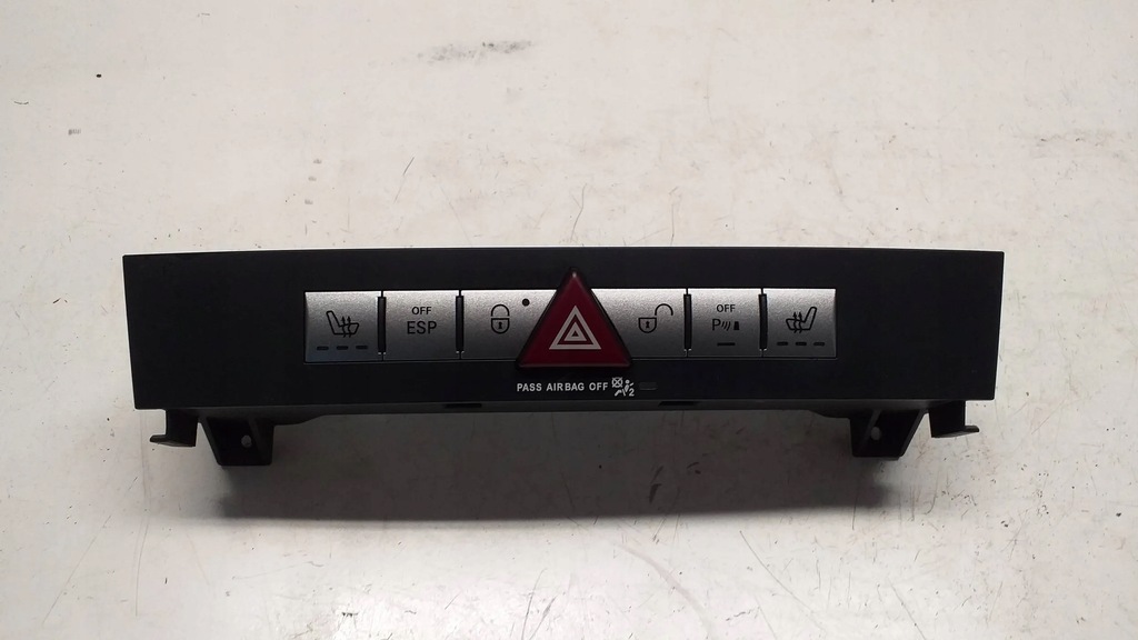 фото №1, Mercedes slk r171 переключатель аварийная подогрев