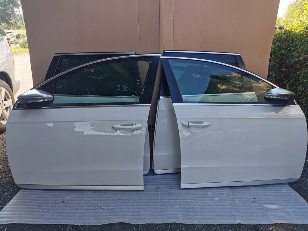 фото №8, Дверь передние правое задние vw passat b7 alltrack