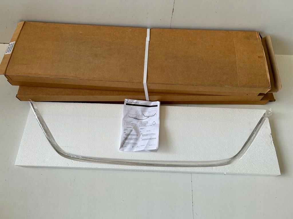 фото №1, Hyundai i30 12- молдинг решётка решётка радиатора оригинал