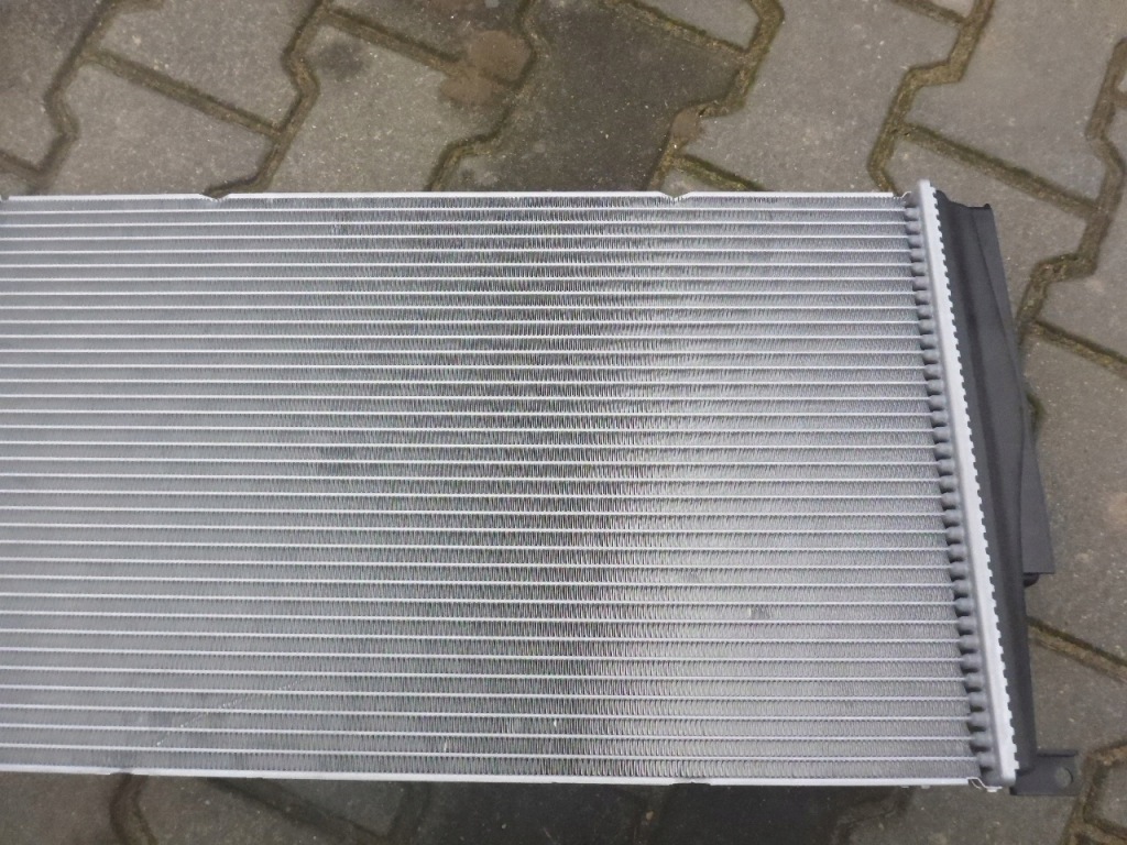 Радиатор воды bmw 1 f20/f21 08.11-- 17117600520 Цена