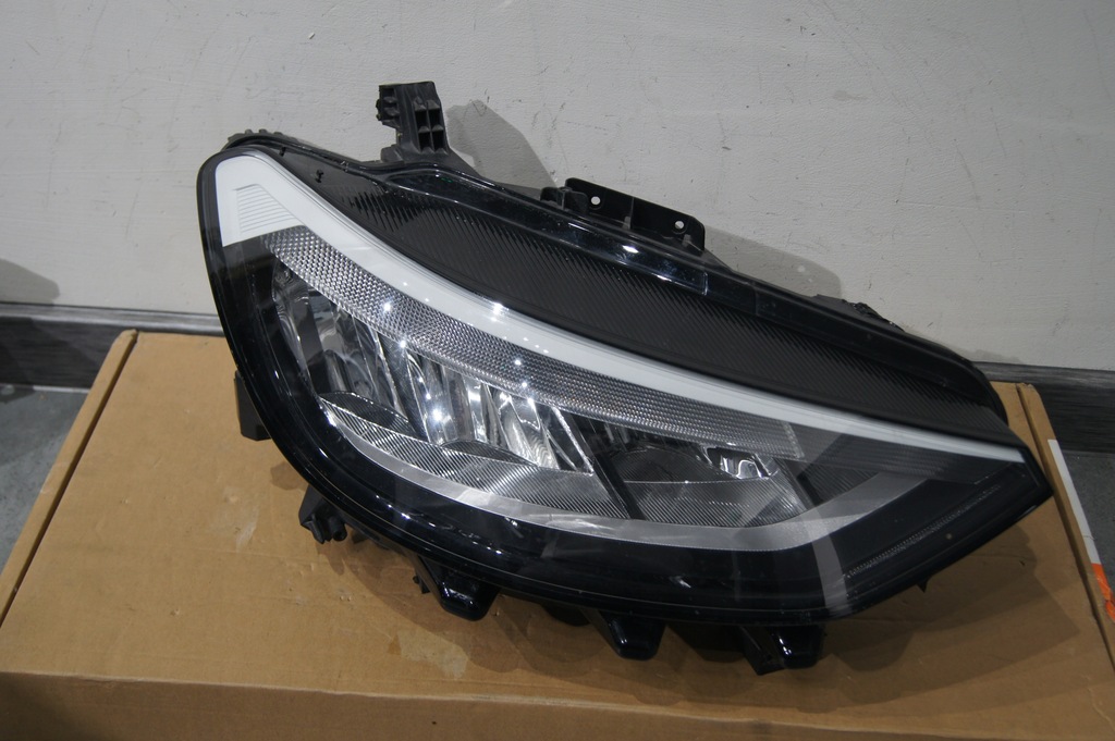 фото №1, Full led vw id3 правая europa full led id.3