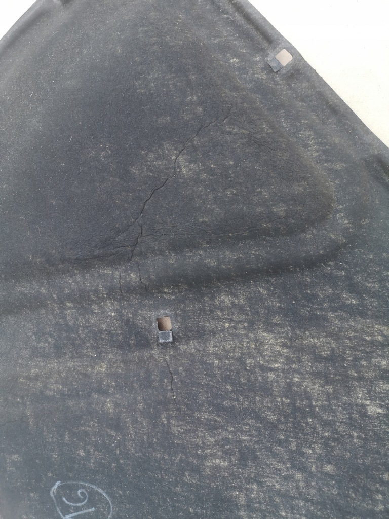 фото №5, Шумоизоляция капот + клипсы audi a4 b7 lata 2004-2008