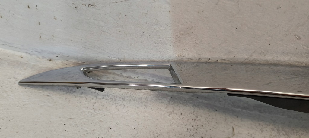 Молдинг накладка накладка кришки задня tesla model s Ціна