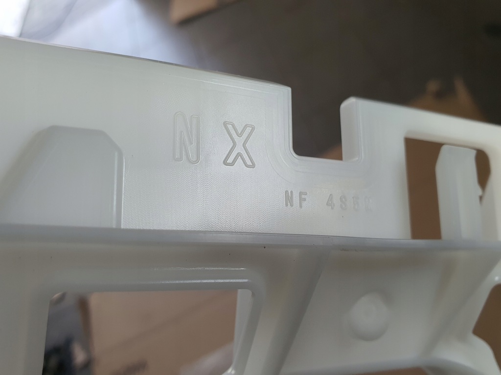 фото №7, Lexus nx 14-17 направляющая бампера лампа правый перед