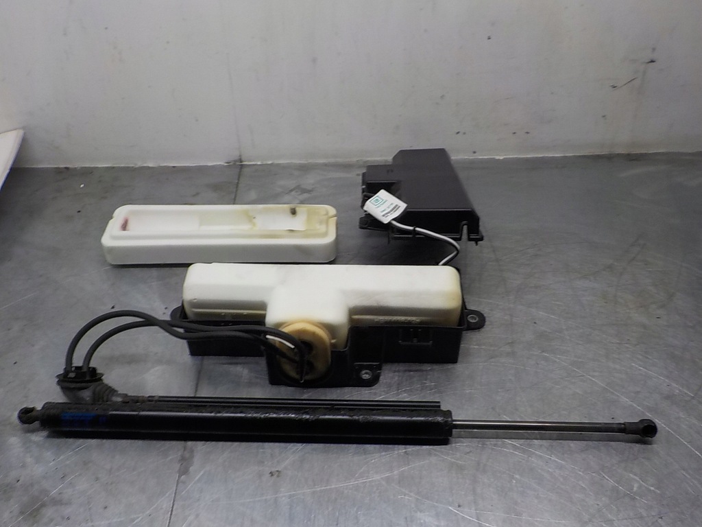 фото №7, Opel insignia a kombi насос привод крышки