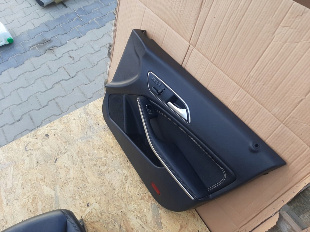 Mercedes cla w117 оббивка сидіння заднє сидіння обшивки в Україні