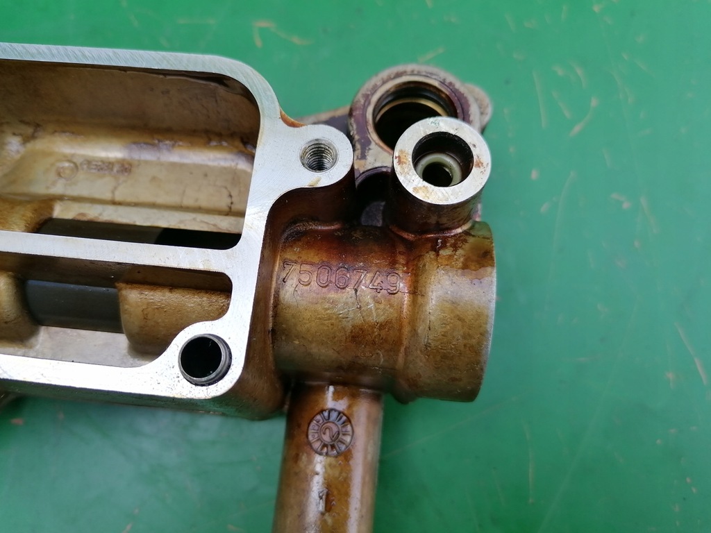 фото №9, Корпус насоса оливи bmw e65 e63 e60 3.6 4.4 n62b36