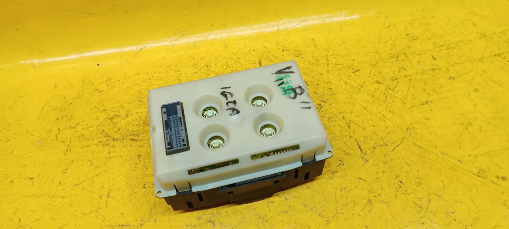 фото №9, Дисплей радио vectra b simens 32контакты