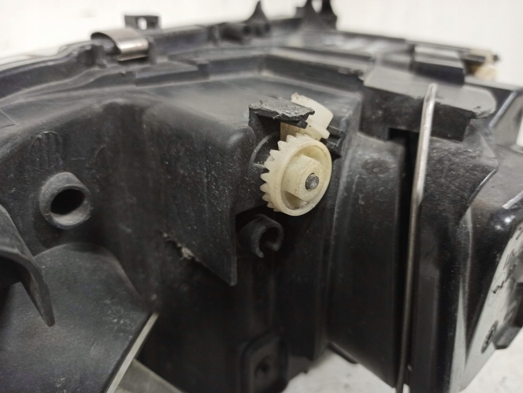 фото №13, Audi a4 b6 cabrio лампа права передня 8h0941004p