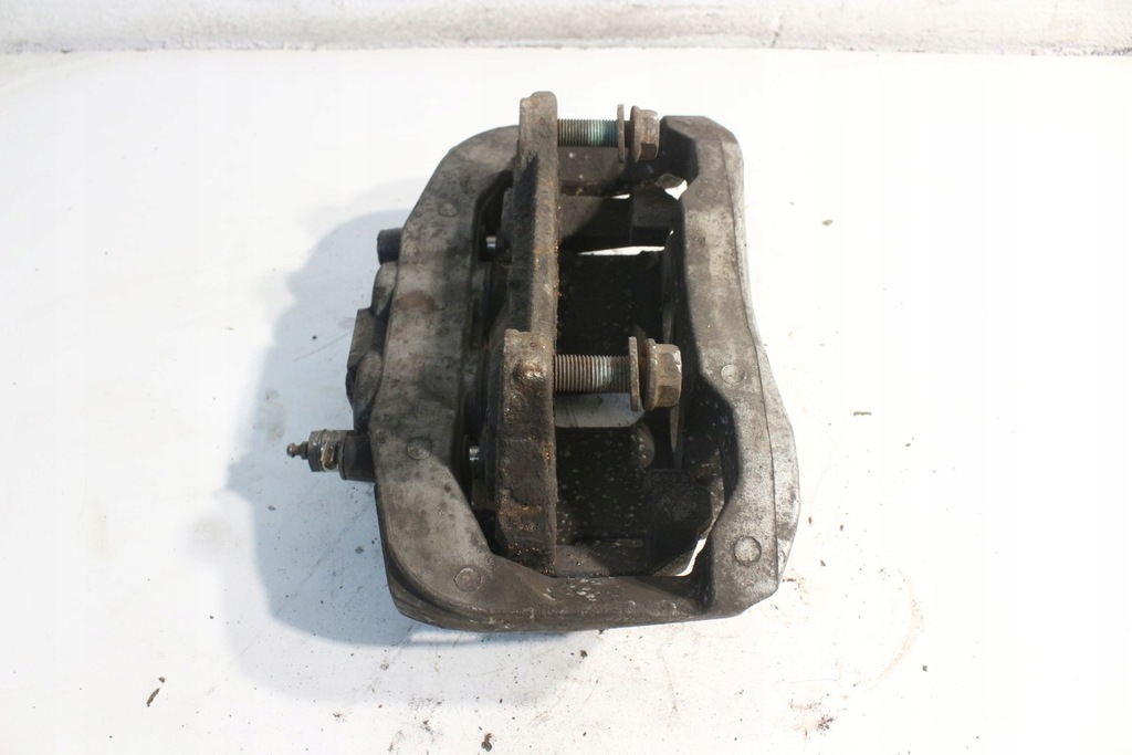 фото №9, Суппорт тормозной правый перед a8 d3 4.0 tdi