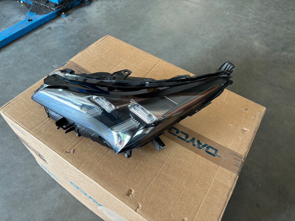 фото №3, Лампа фара левый full led lexus nx i 300h комплектная