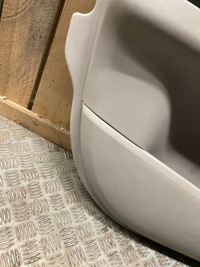 фото №7, Обшивка левый перед водителя mercedes w251 r-klasa