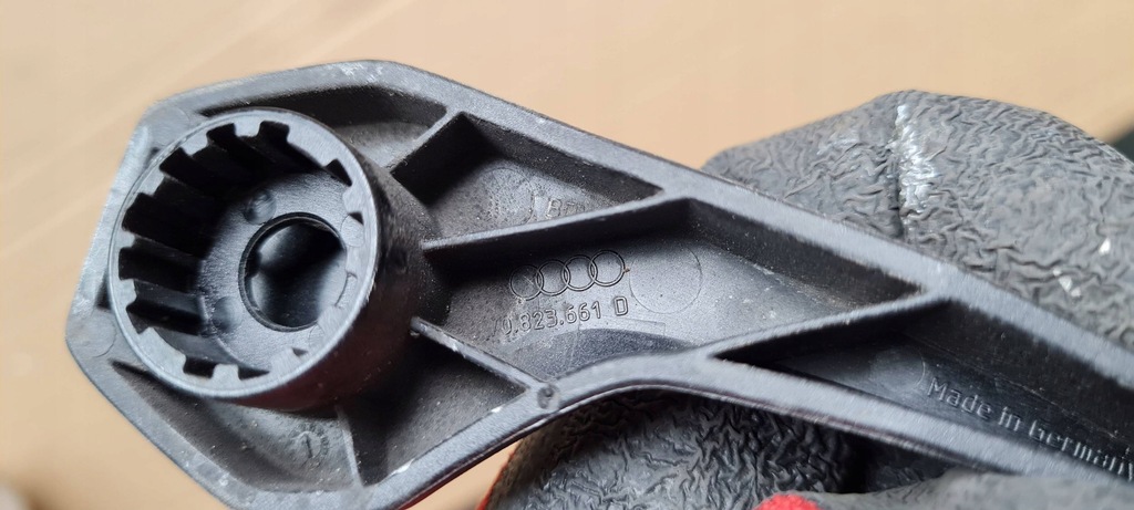 фото №7, Rs5 8w lift s5 a5 кронштейн ручка открывания капот 8w0823661d a4 b9 8w s4